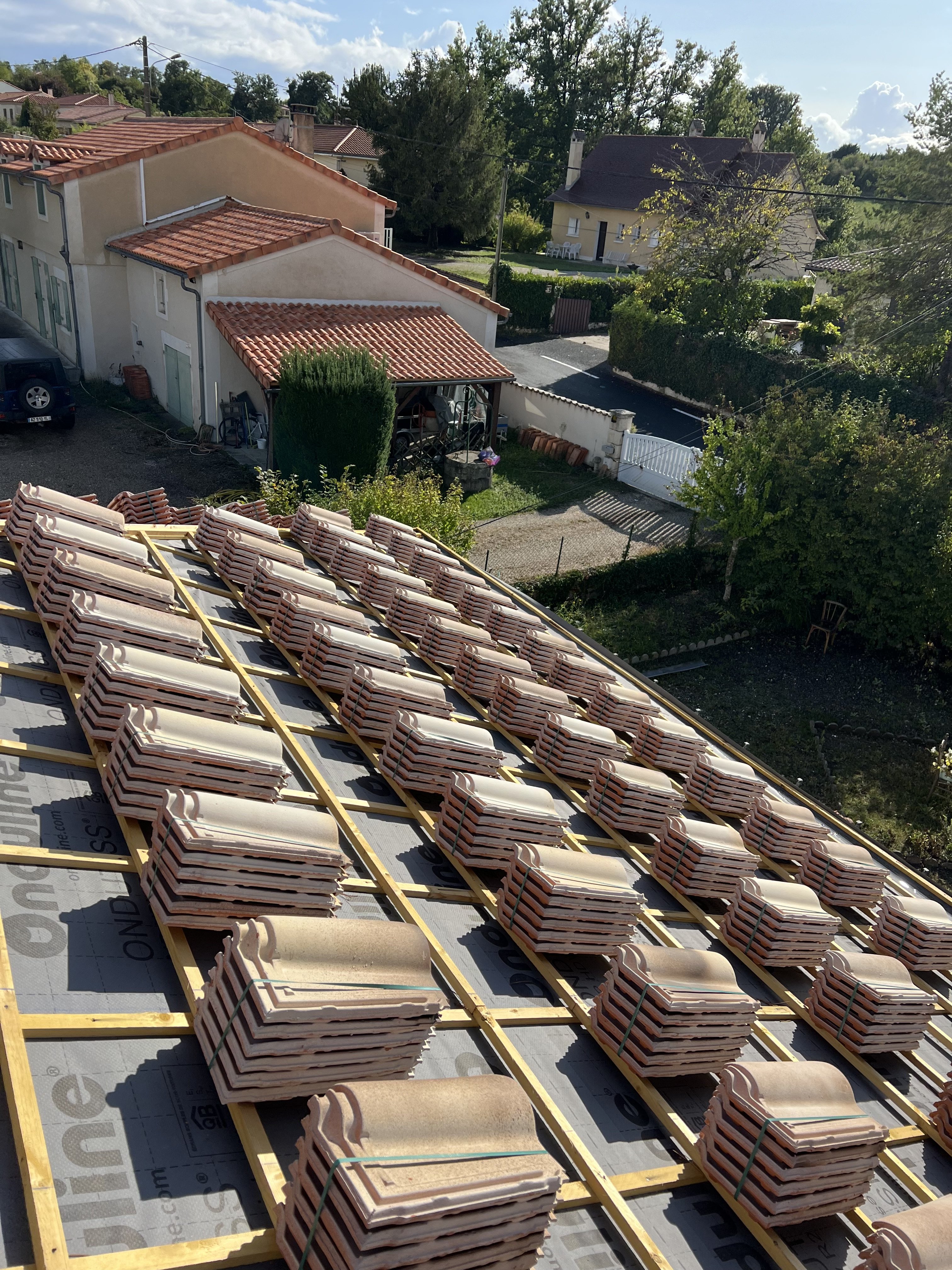 Pose tuiles plates sur liteaux Périgueux