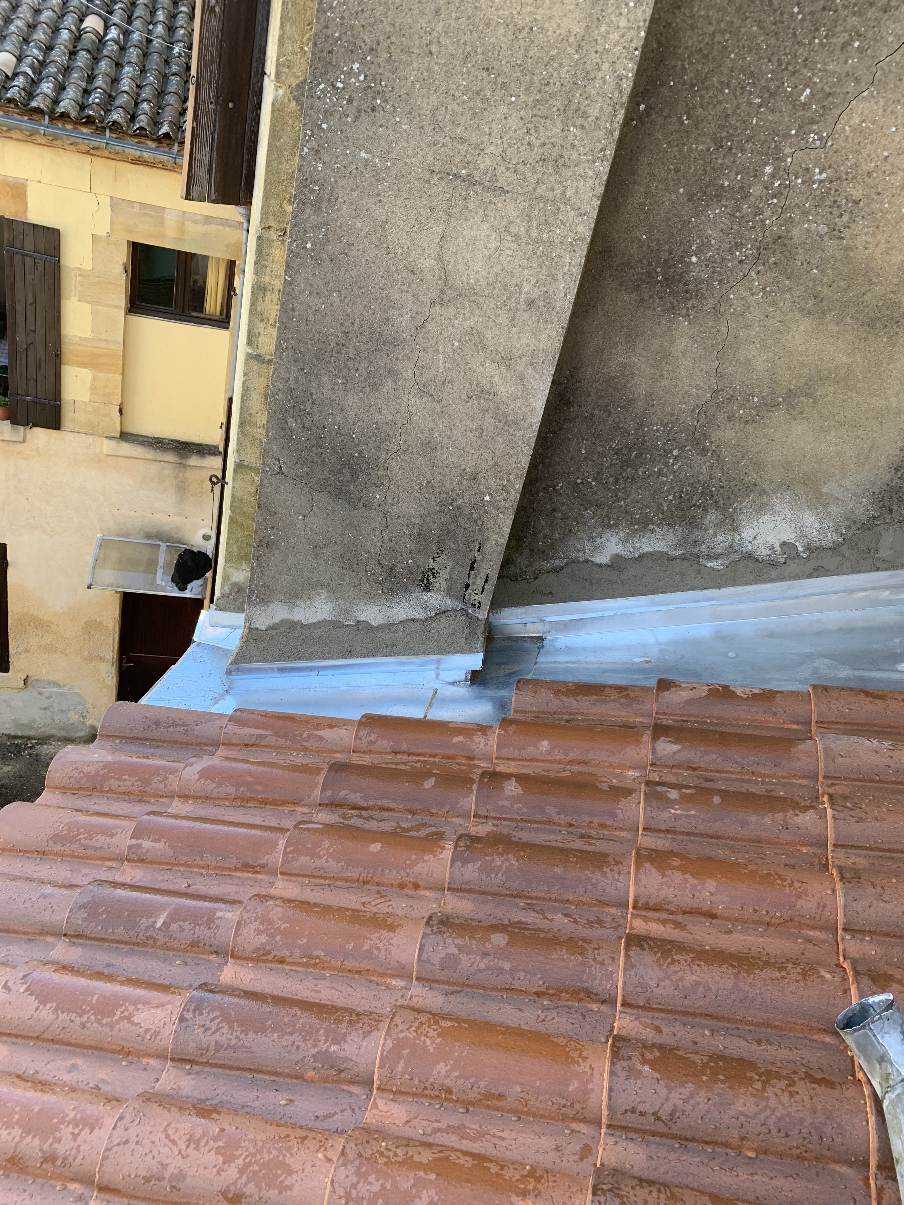 Zinguerie solin zinc Périgueux — L'Art de la Peinture
